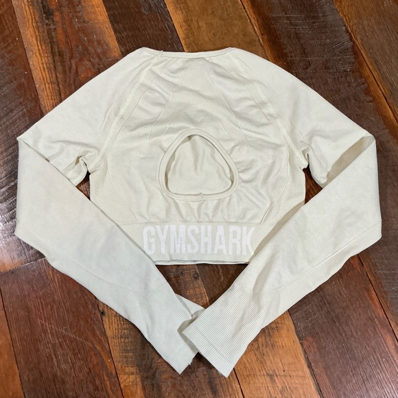 Gymshark Adapt Camo Seamless Long Sleeve Crop Top and Shorts Set Beige Size M - Picture 6 of 16